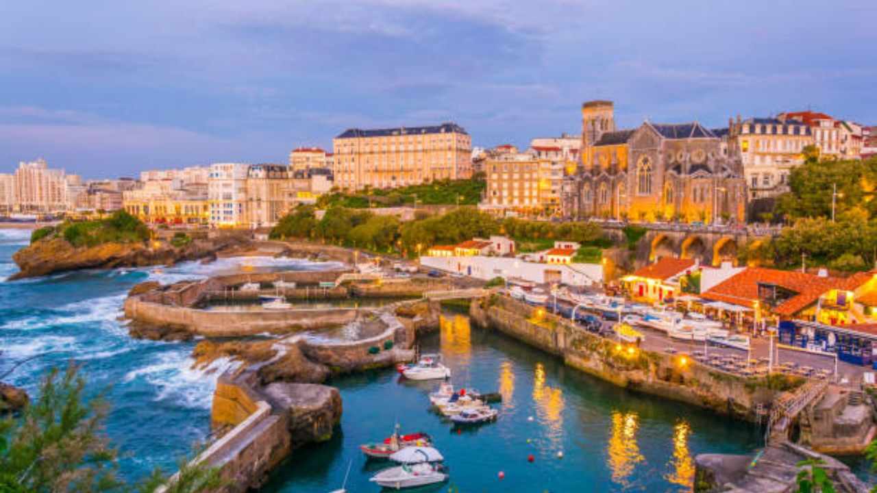 EasyJet Biarritz Office in France