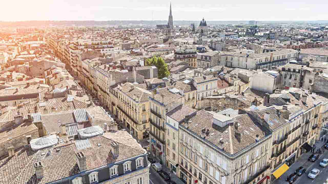 Luxair Bordeaux Office in France