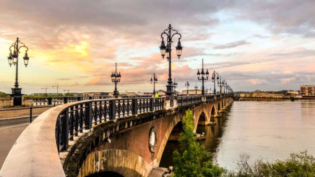 Brive a Gaillarde Office