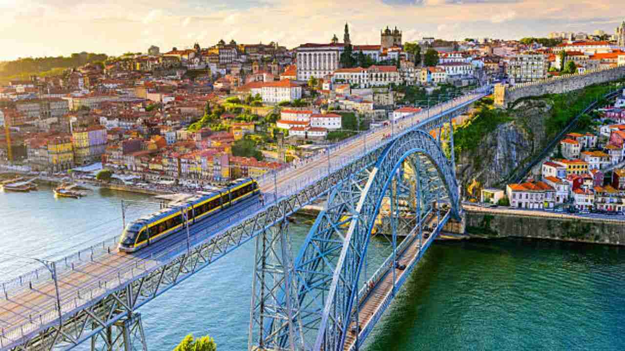 EasyJet Porto Office in Portugal