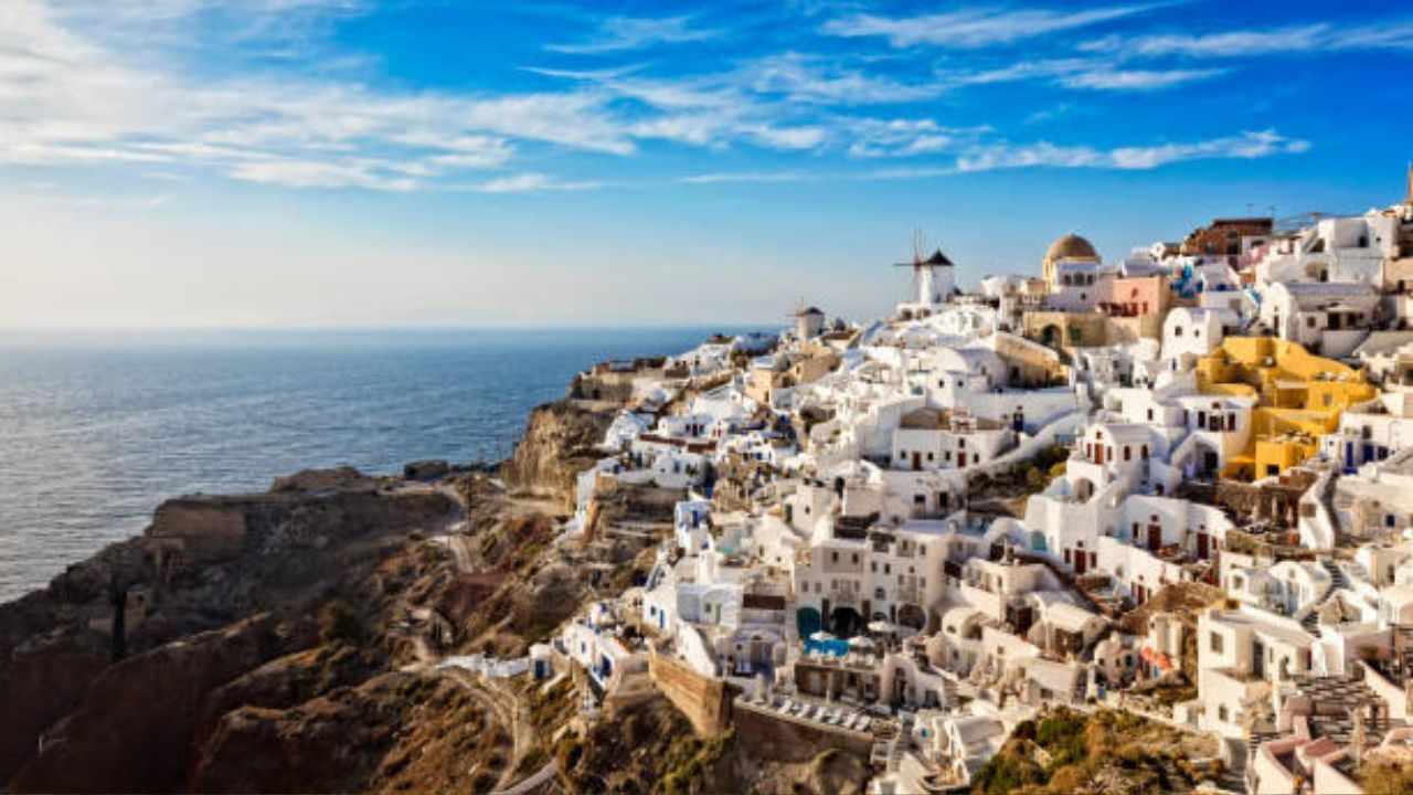 Vueling Santorini Office in Greece