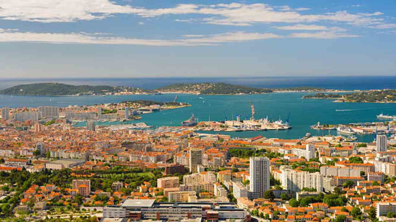 EasyJet Toulon Office in France