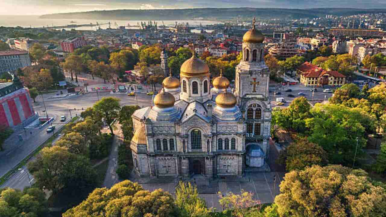 Sunclass Airlines Varna Office in Bulgaria