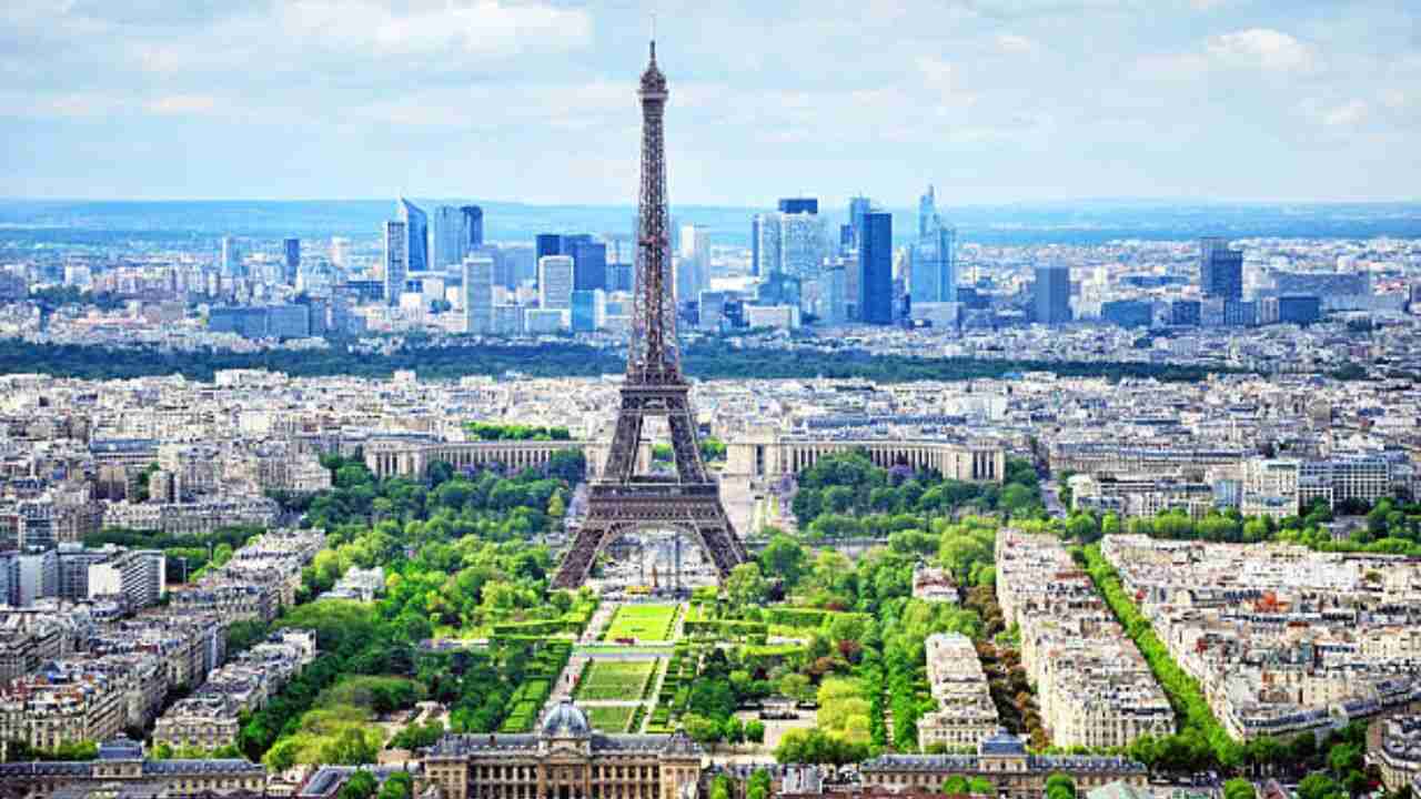 China Airlines Cedex Office in France