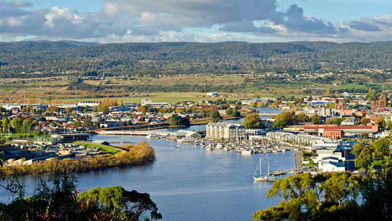 Jetstar Launceston Office in Australia Jetstar Launceston Office in Australia