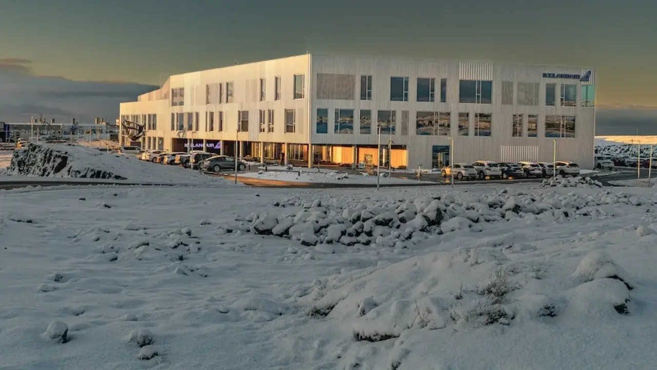 icelandair headquarters