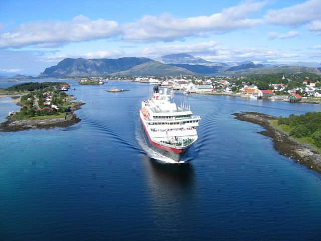 Widerøe Brønnøysund Office in Norway Widerøe Brønnøysund Office in Norway