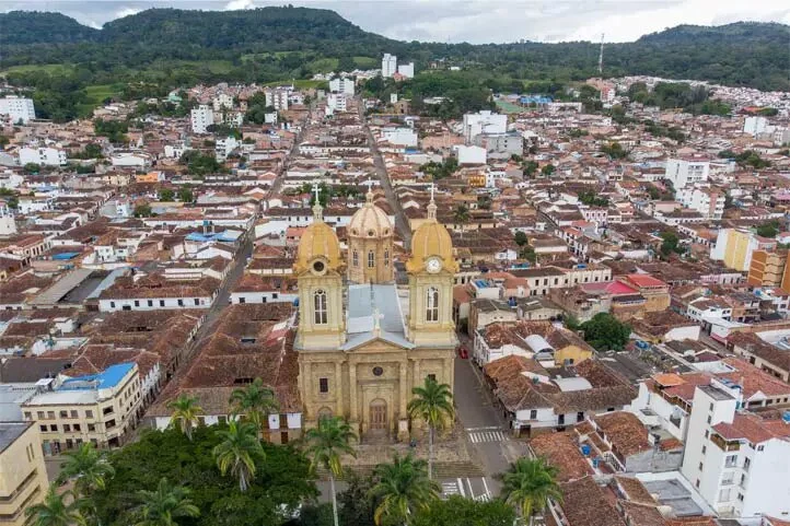 Avianca Tulua Office in Colombia