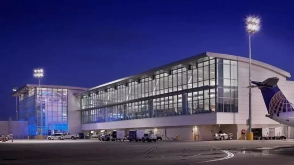 american airlines terminal iah airport