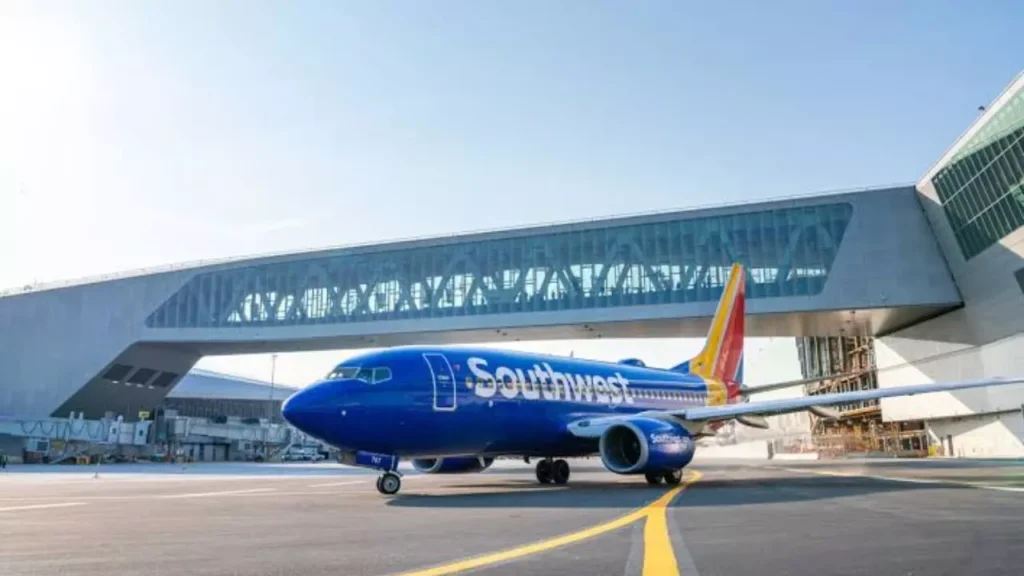 southwest airlines terminal lga airport