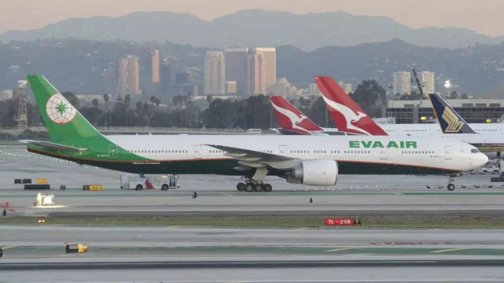 eva air terminal jfk airport